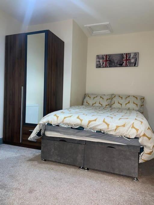 Modern 2 Bedroom Apartment In Derby City Centre Extérieur photo